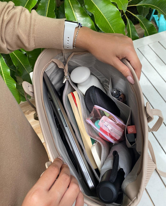 Uni-Bag – Spacious & Stylish Everyday Carry Bag